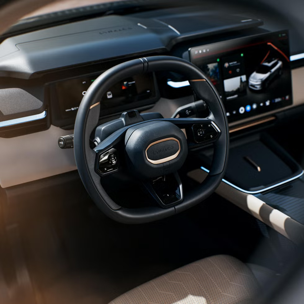Lynk & Co 08